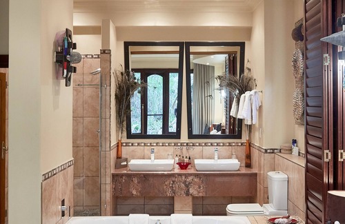 Kloof Casa | Ammazulu African Palace