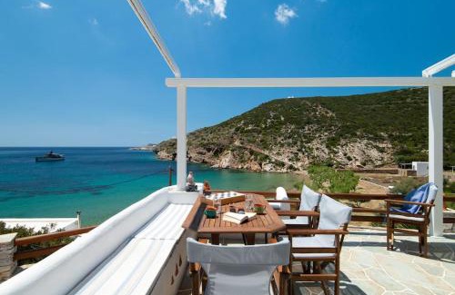 Chrisopigi Casa | Ammos 1 - Seafront house in Glyfo beach, Sifnos