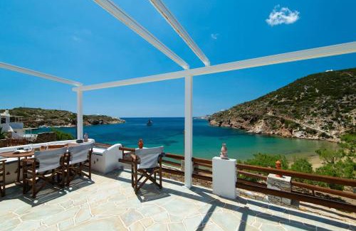 Chrisopigi Casa | Ammos 1 - Seafront house in Glyfo beach, Sifnos