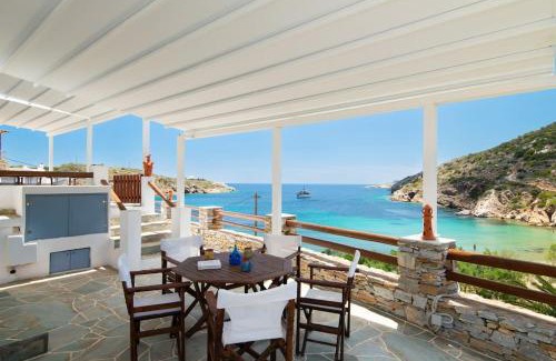 Chrisopigi Casa | Ammos 2 - Seafront maisonette, Glyfo beach, Sifnos