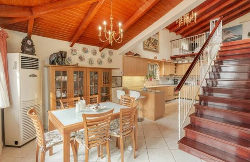 Nea Makri Villa | Villa Amomos con piscina privada para vacaciones de lujo y relax