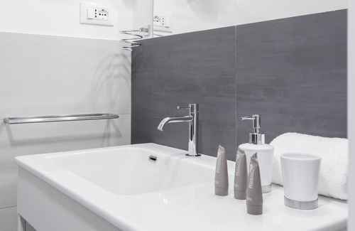 Quartiere XXI Pietralata Apartamento | Amoretti Apartment, 6 people, 3 bedrooms, 2 bathrooms, Wi-Fi, Metro B Monti Tiburtini