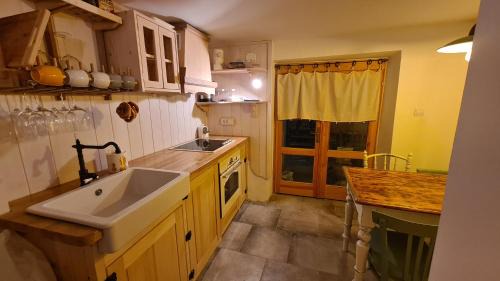 Cres Casa | Amorino Cres - Old Town House