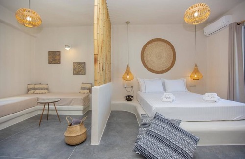 Naxos Town Hotel | Ampelos Residence
