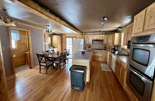 Silver Gate Casa | Amphitheater Mountain Cabin
