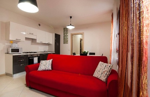 Borgo Milano Apartamento | Dimora San Zeno 1-moderno y agradable apartamento, capacidad para 5 personas