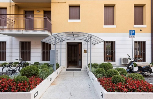 Borgo Milano Apartamento | Dimora San Zeno 1-moderno y agradable apartamento, capacidad para 5 personas