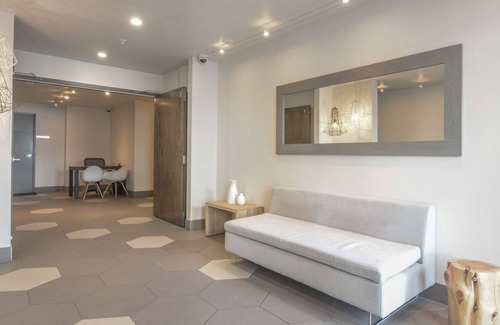 South of Market Apartamento | Ample Studio in South Park, near Caltrain by Blueground
