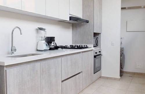 Chico Norte III Apartamento | AMPLIO APARTAMENTO DE DOS HAB EN UNICENTRO