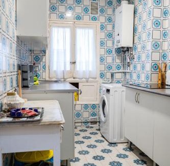 Arapiles Apartamento | Amplio apartamento en Chamberí by beBalmy