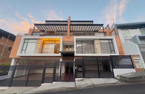 Loja Apartamento | Amplio Departamento Familiar en Loja
