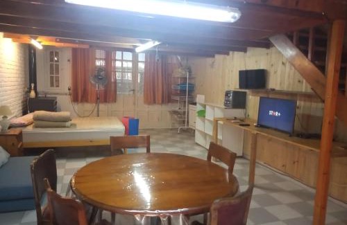 Mar Chiquita Casa | Amplio depto para 4 personas a 1 cuadra del mar