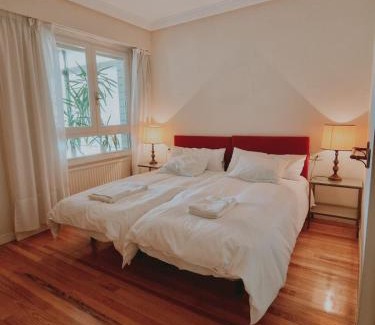 Zarautz Apartamento | Amplio piso en la playa de 135 m2 con garaje