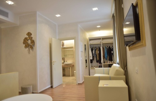 Marina Centro Hotel | Amsterdam Suite Hotel & SPA