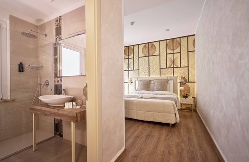 Marina Centro Hotel | Amsterdam Suite Hotel & SPA