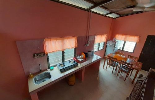 Kampung Kepong Casa | AMZ WOODHOMESTAY AT GONG KIAT, KUALA TERENGGANU