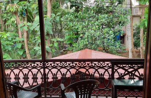 Carmona Apartamento | An adorable, spacious, quiet and comfy WFH space