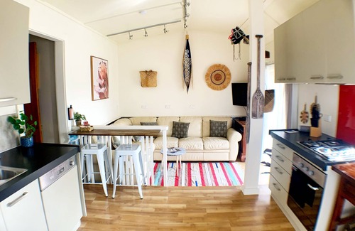 Russell Casa | An Amazing Space in the heart of Russell