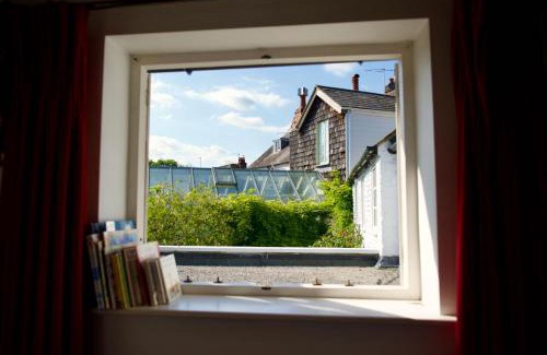 Arundel Casa | an artists residence