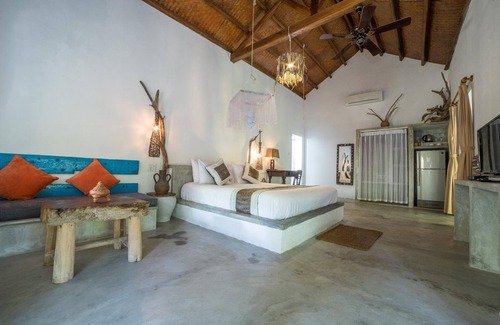 Cam An Hotel | An Bang Beach Hideaway Homestay