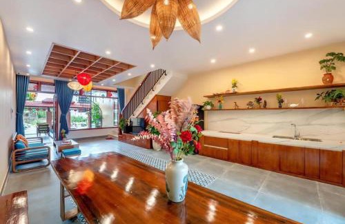 Cam An Cama Y Desayuno | AN BANG CHIC VILLA