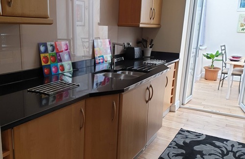 Ainley Top Apartamento | Una casa elegante y espaciosa lejos de casa en Lindley