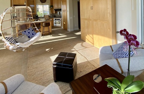 San Martin Casa | An elegant B&B with a pool & hot tub located above Moose Mountain Vineyards