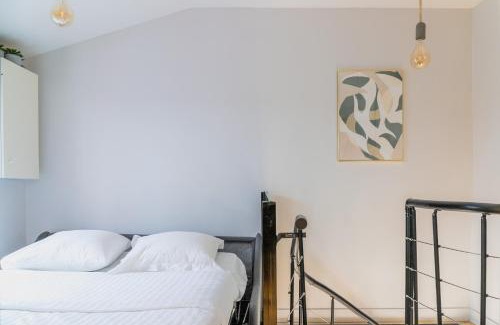 Parc-de-Montsouris Apartamento | An Enchanting Parisian hideaway
