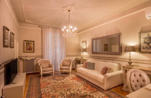 Citta Antica Apartamento | Αn enchanting residence in front of the Juliet house