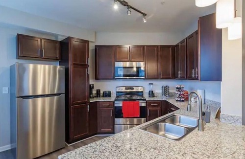 Zionsville Apartamento | An Exquisite 3 Rooms Townhome in Zionsville Suitable for Long-Term Stays
