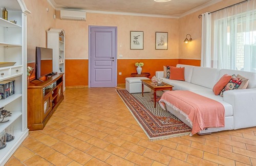 Sumber Cabina | Encantadora casa de campo en Nedescina con piscina