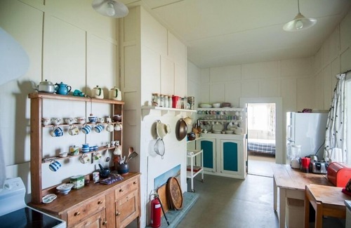 Kairakau Casa | Una casa de vacaciones histórica justo en la playa
