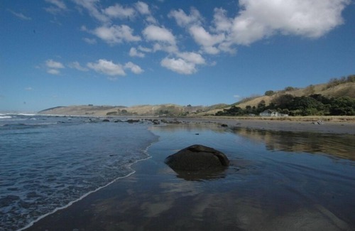 Kairakau Casa | Una casa de vacaciones histórica justo en la playa