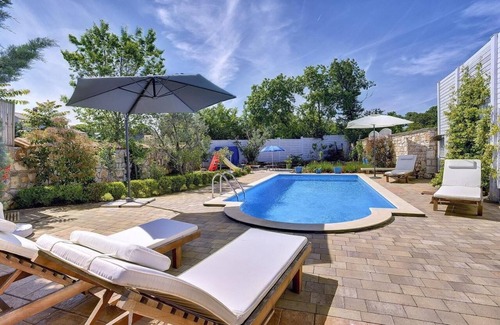 Marcana Villa | An oasis of peace - 15 minutes to the sea!