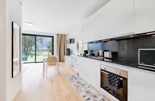 Claro Apartamento | Un oasis de paz en la naturaleza (Andromeda Residenza Ticino)