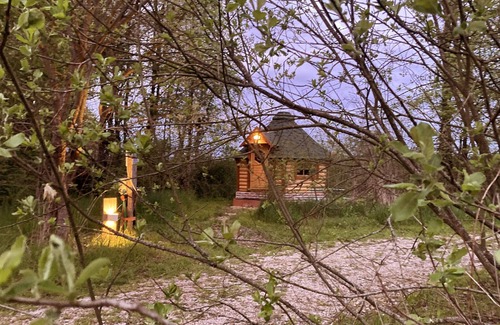Saint Usuge Casa | AN OASIS WHERE TO FIND THE ESSENTIALS AND TAKE A BREAK IN CONSCIOUSNESS & IN