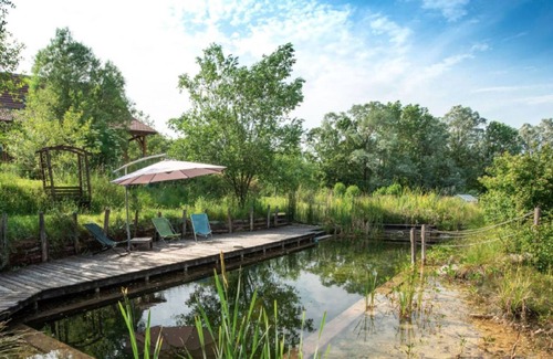 Saint Usuge Casa | AN OASIS WHERE TO FIND THE ESSENTIALS AND TAKE A BREAK IN CONSCIOUSNESS & IN