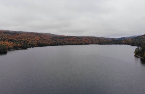 Moriah Center Cabina | An old camp on Lincoln Pond NY.