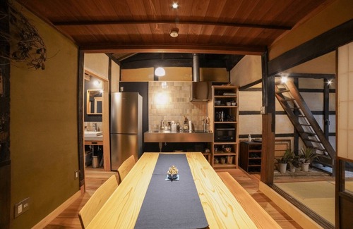 Yunotsucho Yunotsu Casa | An old folk house in the back alley of a hot sprin / Oda Shimane