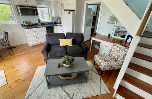 West of Town Cabaña | An Unforgettable Romantic Retreat at Hidden Meadow Cottage for two adults