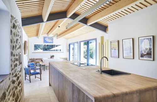 Ile d'Yeu Casa | An unusual stay in a uniquely restored space