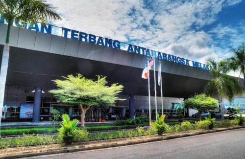 Taman Merdeka Casa | Ana Homestay D'Airport