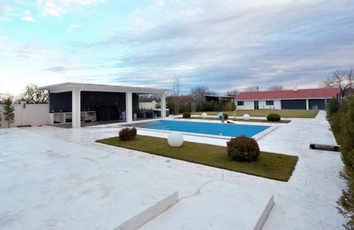 Timisoara Villa | Villa de Ana - Alquiler para fiesta