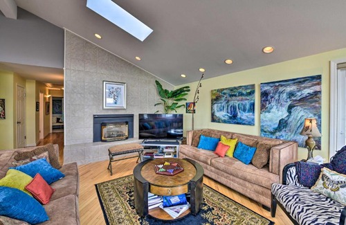 Anacortes Casa | Anacortes Paradise Vacation Rental with Water Views!