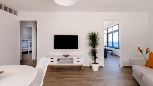 Santa Cruz de Tenerife Apartamento | Anaga Ocean Views (A): Mountain and Beach Retreat