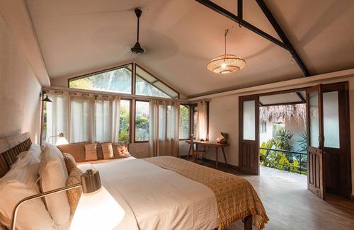 Ashvem Complejo | Anahata Retreat Beach front resort