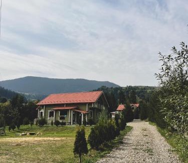 Dobrovelychkivka Casa | Anahata Space - номери в Ретритному центрі, біля Верховини