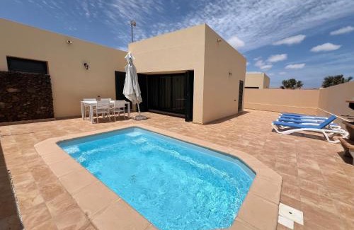 La Oliva Casa | Anahi Homes Corralejo- Dracaena 16