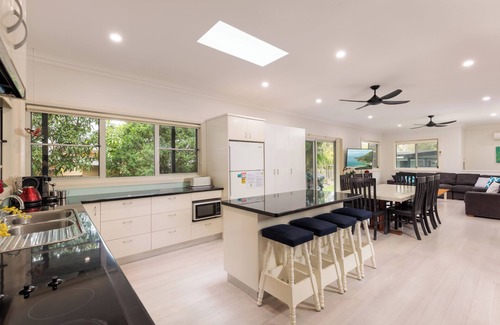 Mid North Coast Waterfront Casa | Anais Hat Head 5 Bedroom House 10 Guests