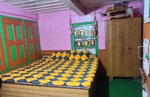 Nichar Casa | Anand Homestay